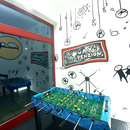 Guest house Penzion Uax *